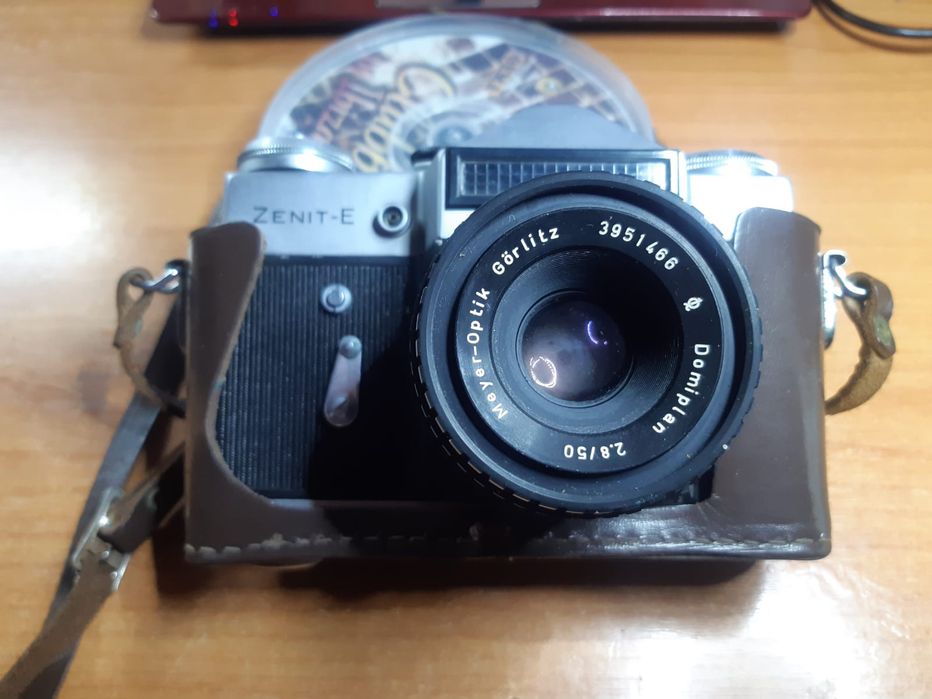 Aparat de fotografiat vintage ZENIT