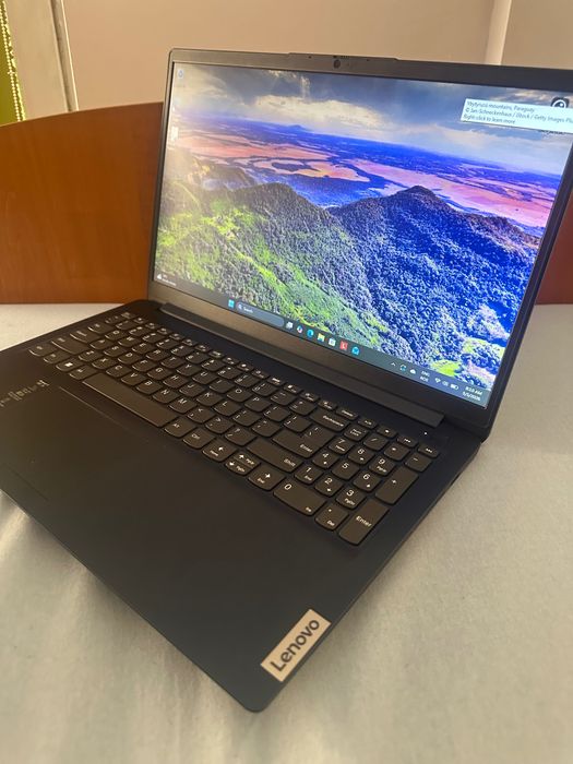 Laptop Lenovo – Intel Celeron N5100, 4 GB RAM, 116 GB stocare, Windows 11