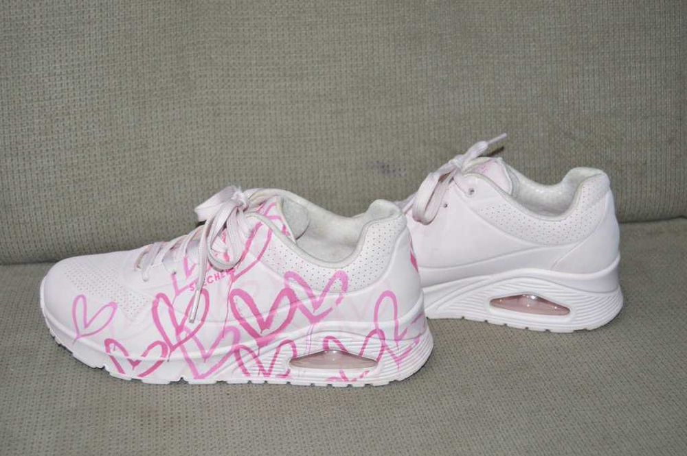 Incaltaminte Skechers x JGoldcrown: Uno - Spread the Love 39