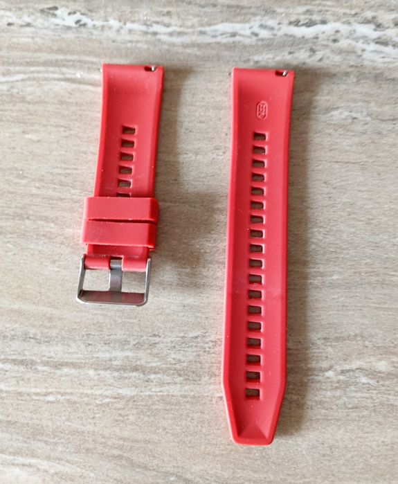 Нови червена и зелена силиконови каишки 22 мм за часовник