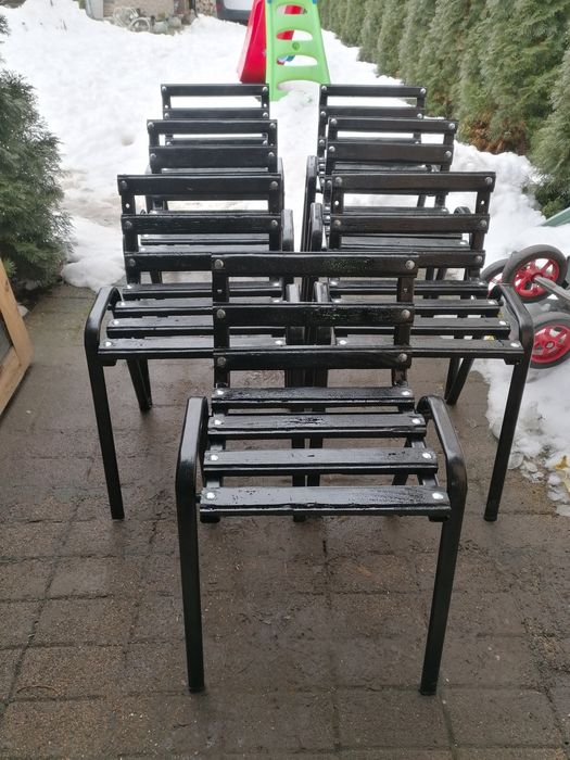 Vând scaune în stare excelentă