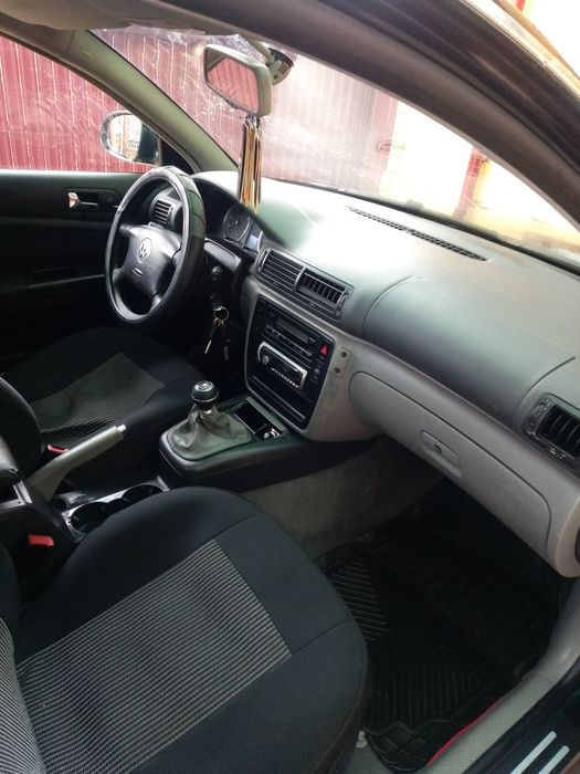 Vând Volkswagen Passat b5. 5
