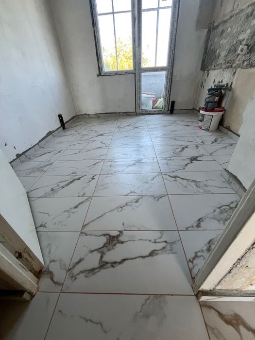 Ремонт на баня, плочкаджия