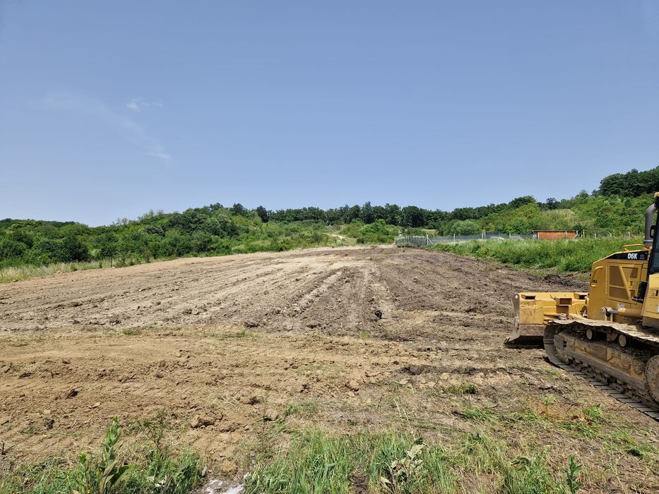 Vând teren pe strada Sărmaș