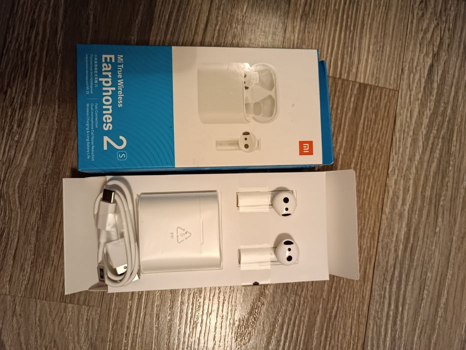 Нови безжични слушалки Scullcandy и Xiaomi MiTrueWireless