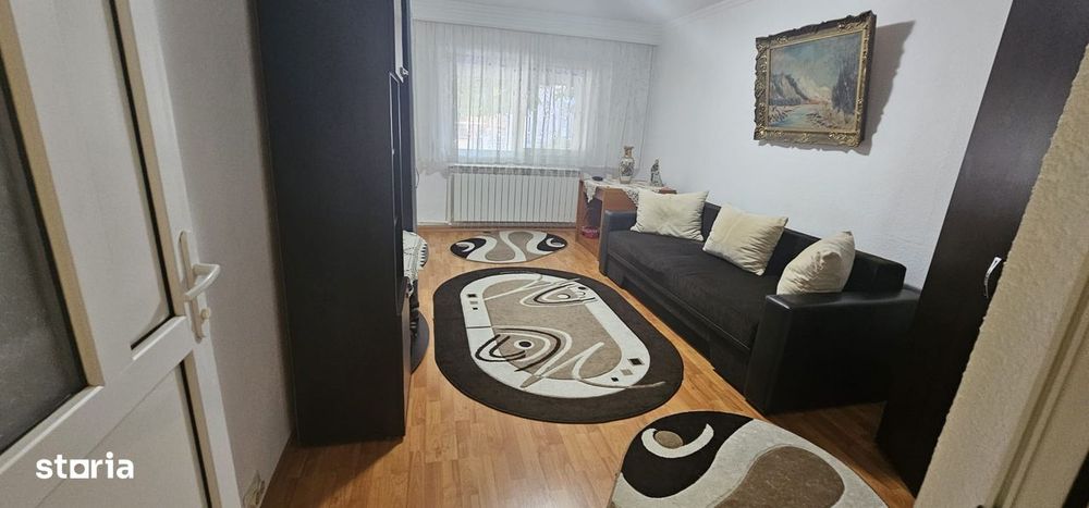 Apartament 3 camere, Faleza Sud, parter