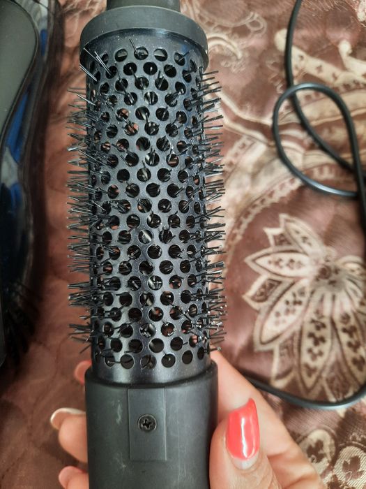 Продам фен новый