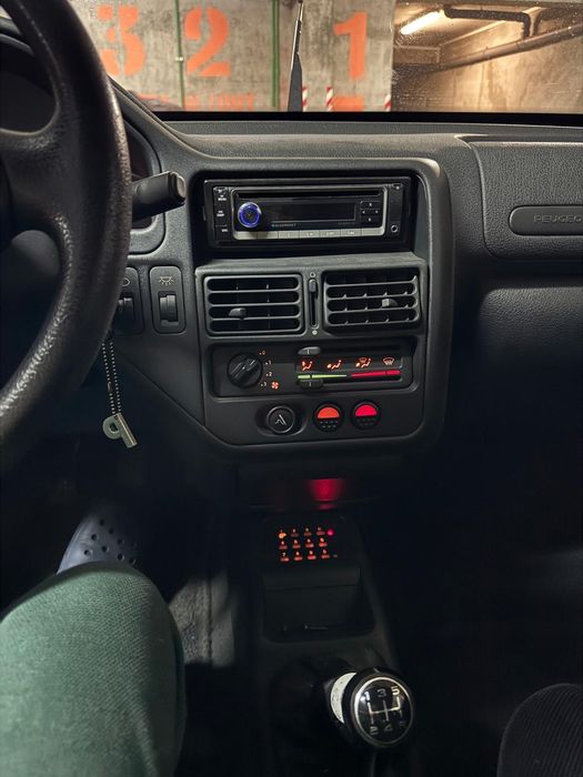 Peugeot 106  S16