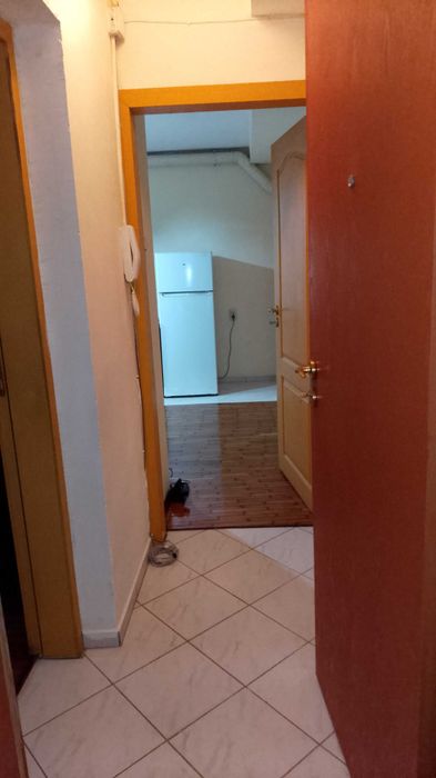 Дава се под наем Едностаен апартамент в Варна, Център - 36 кв.м за 360 € - Снимка #6