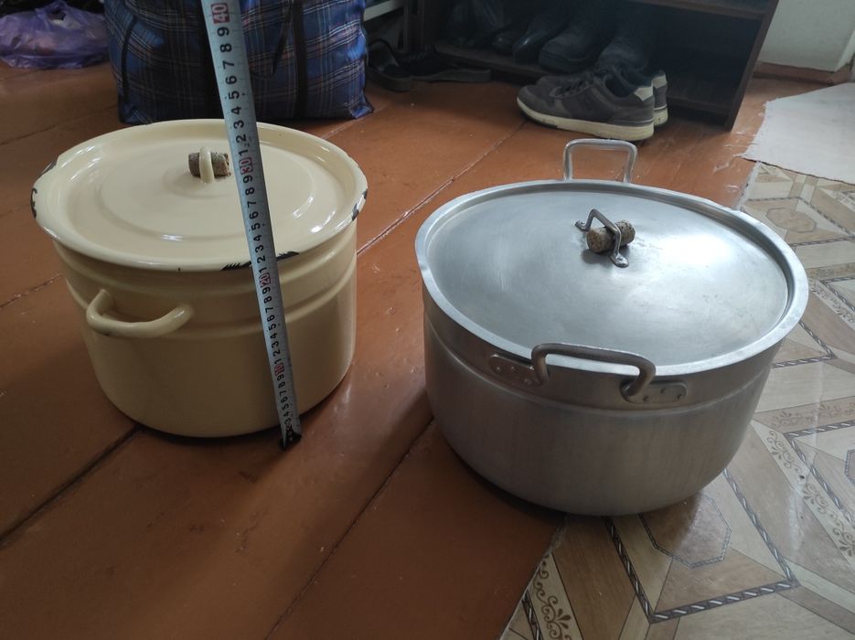 Кастрюли Алюминевая-Эмалированная.