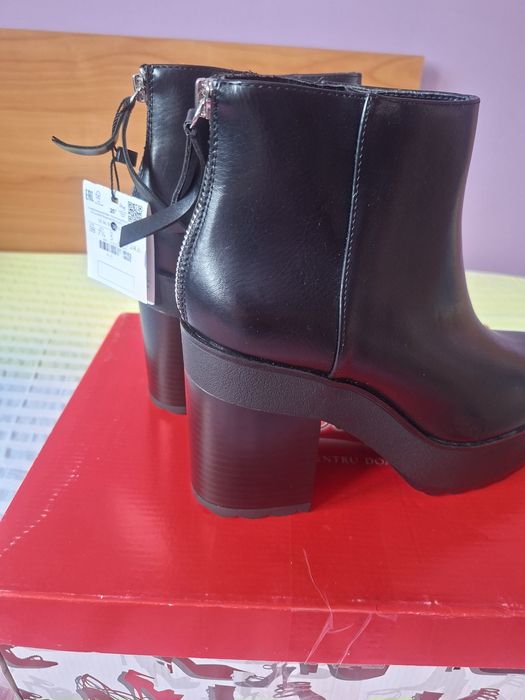 Vând Ghete Damă Bershka Piele Naturala Mărimea 38 Noi