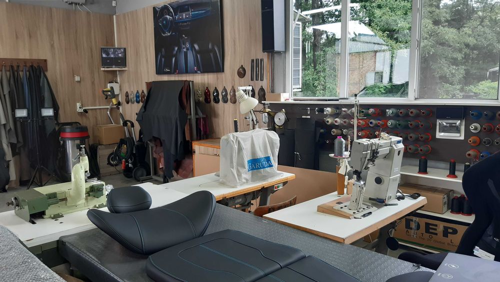 Стоматологичен стол Даби Атланте,тапицерия от GB DESIGN