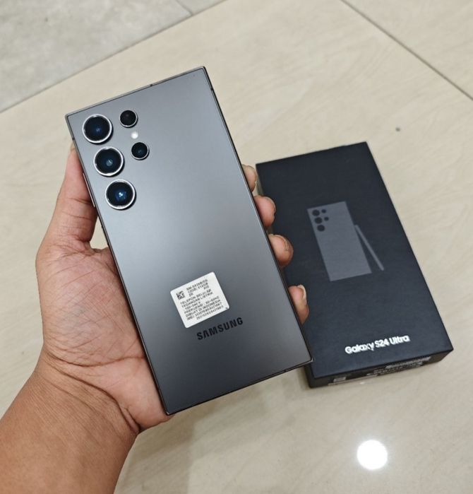Продаётся Samsung S24 Ultra 512г