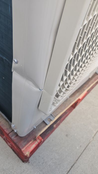 Нов Daikin RZASG100 с транспортен дефект