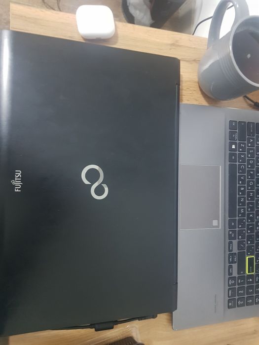 Продам Ноутбук FUJITSU Windows 10