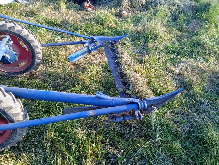 Cositoare Lombardini cu remorcuta