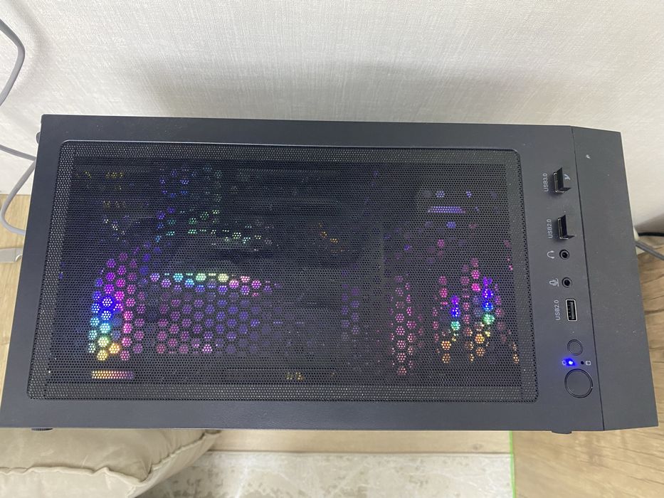 Продаю компьютер!!! Хороший,