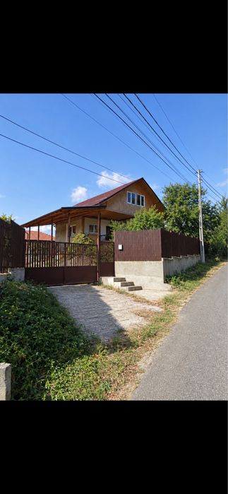 Casă 3 camere +teren intravilan Pârscov, Buzău – priveliște Valea Buzăului