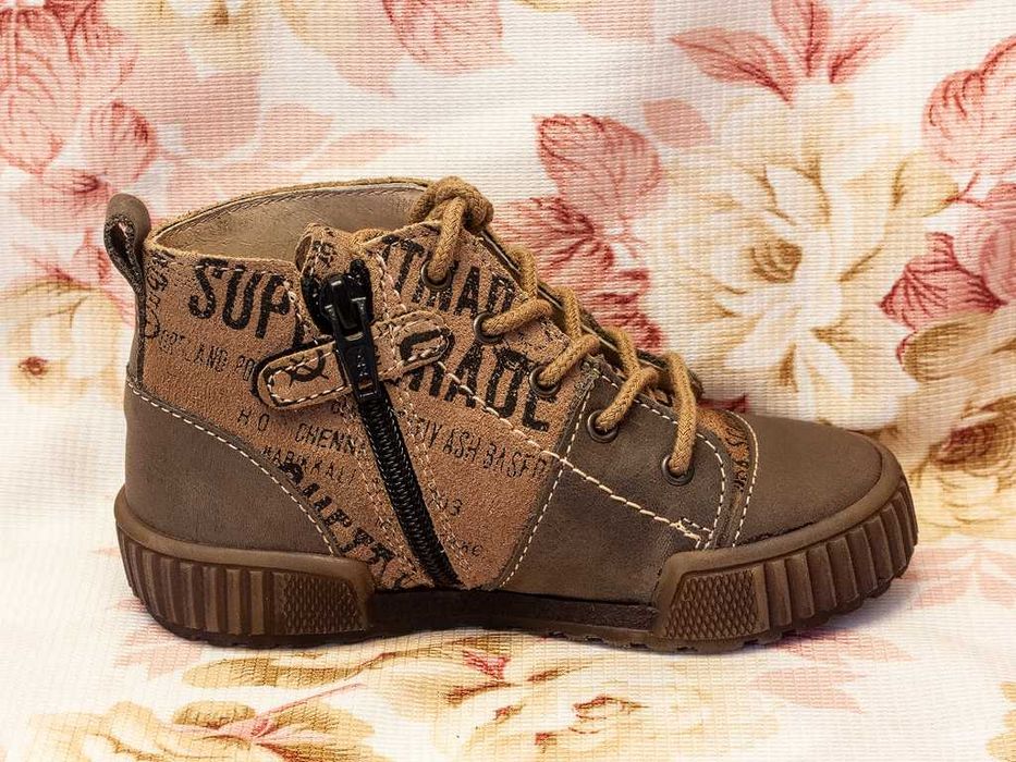 Детски обувки номер 25