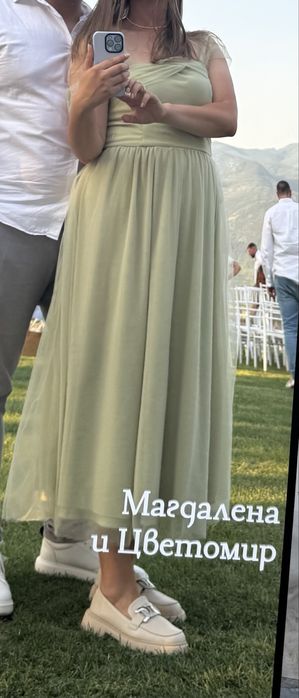 Официална зелена рокля с тюл