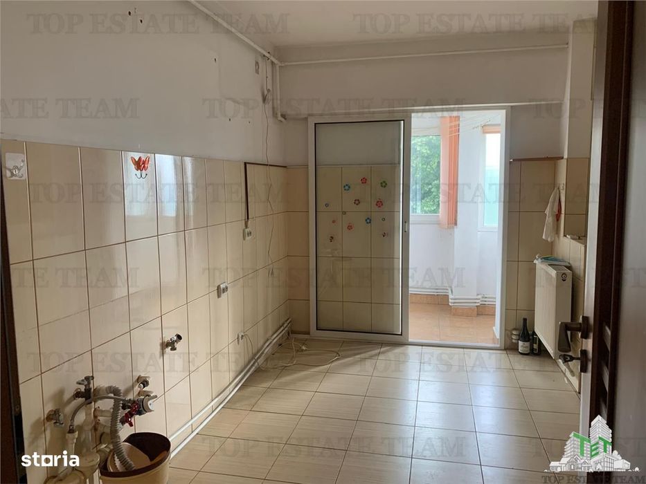 Apartament 2 camere cu centrala proprie zona Spitalul Judetean, Consta — fotografia 3