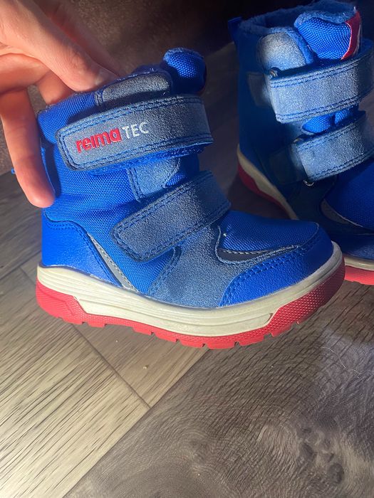 20.000 тенне за 11 пар обуви от года до 2,5