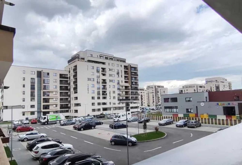 Inchiriere Studio modernt et 1 cu parcare Kasper Coresi