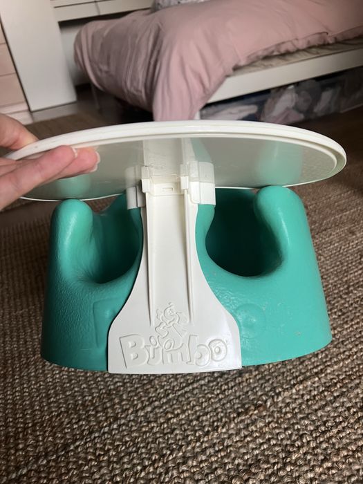 Scaunel Bumbo pentru bebelusi