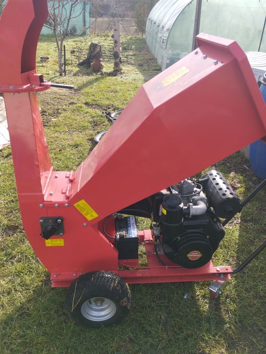 Дизелова дробилка за клони