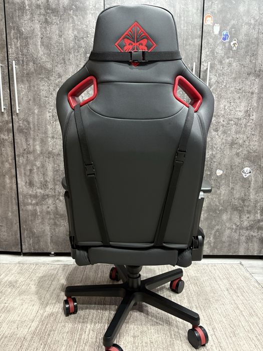 Продам игровое кресло HP OMEN