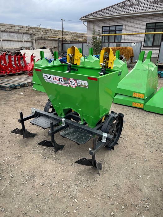 Картофелесажалки 2х рядные D POL