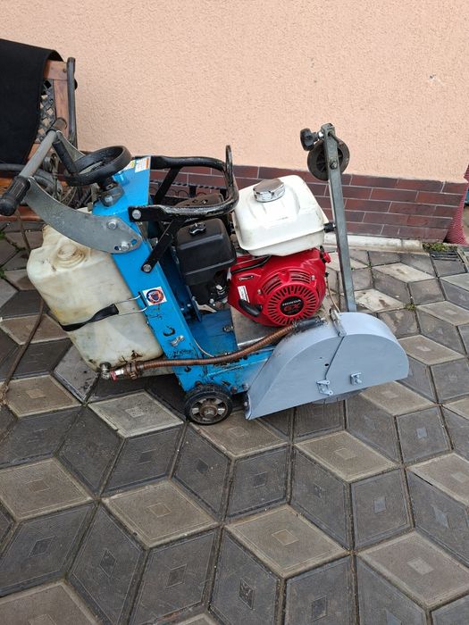 Masina De Tăiat Asfalt Diamant