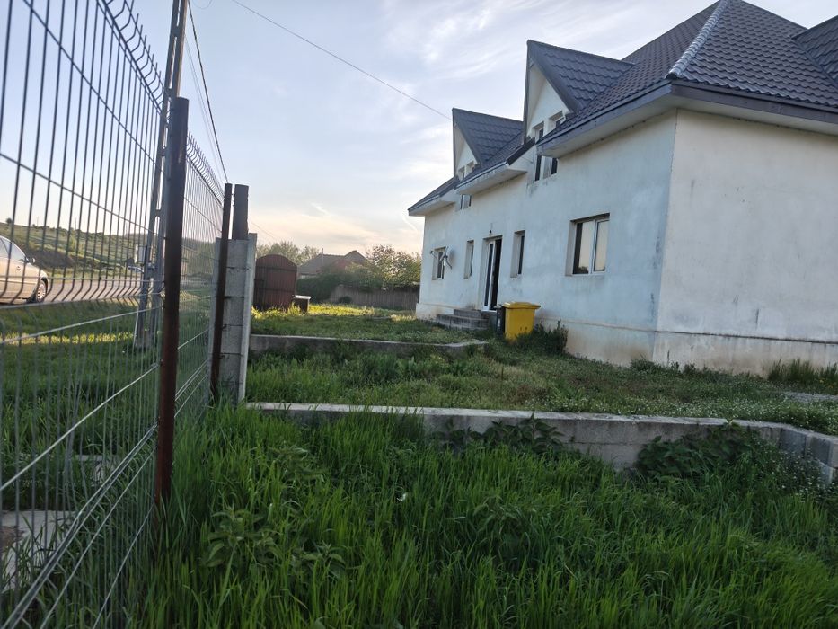 Vând locuință în comuna Breasta Dolj