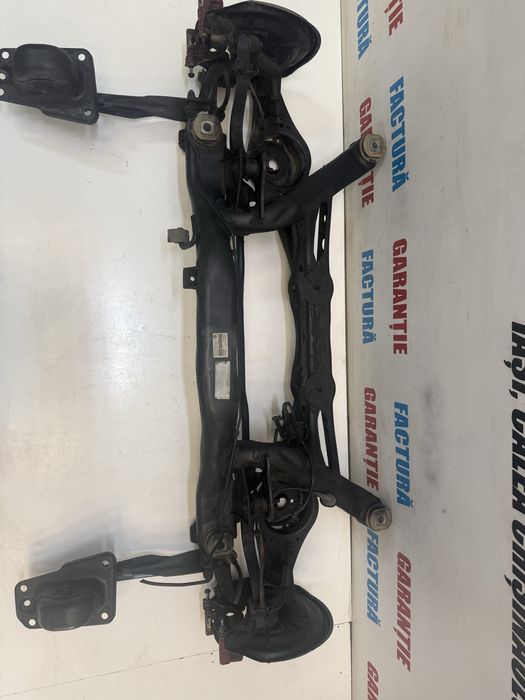 Punte jug spate cu brate Skoda Superb 2 5N0 505 235 Q