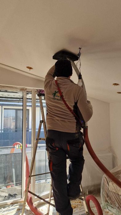 Izolatie termica cu lana de lemn pentru poduri, mansarde si case