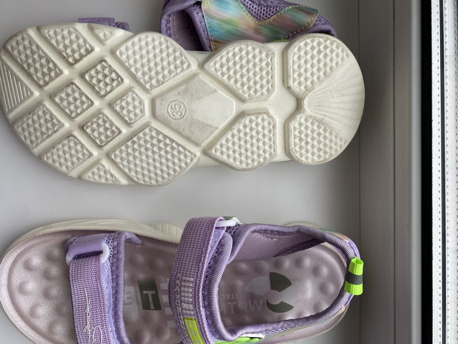 Сандали для девочки