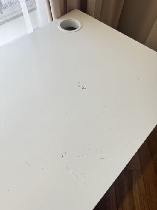Продам стол Ikea Micke