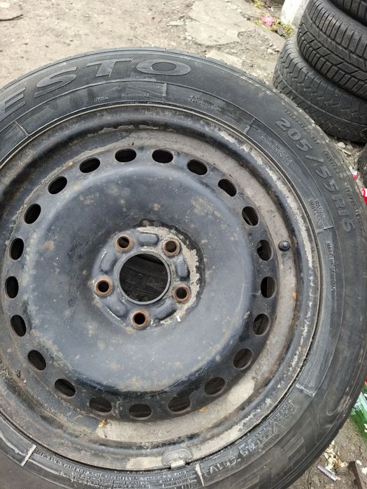 Vand roata rezerva R 16 ford focus 2 merge si pe 3 are si anvelopa 205 55 16