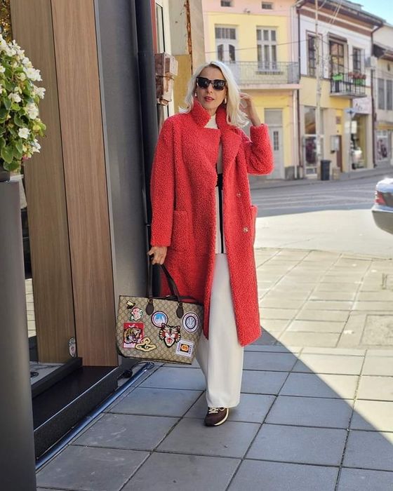 Красиво палто от вълна