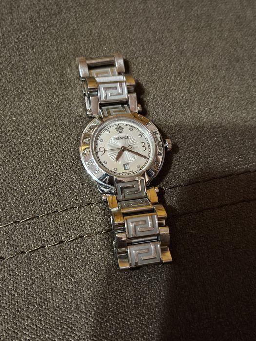 Часовник Versace