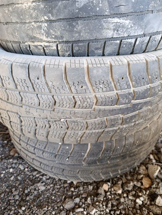 Продам зимние шины