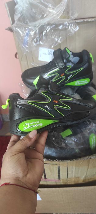 Adidași copii usori