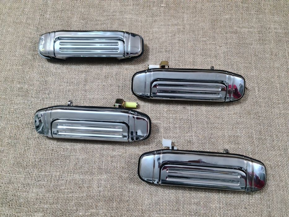 Железные ручки на Паджеро 2