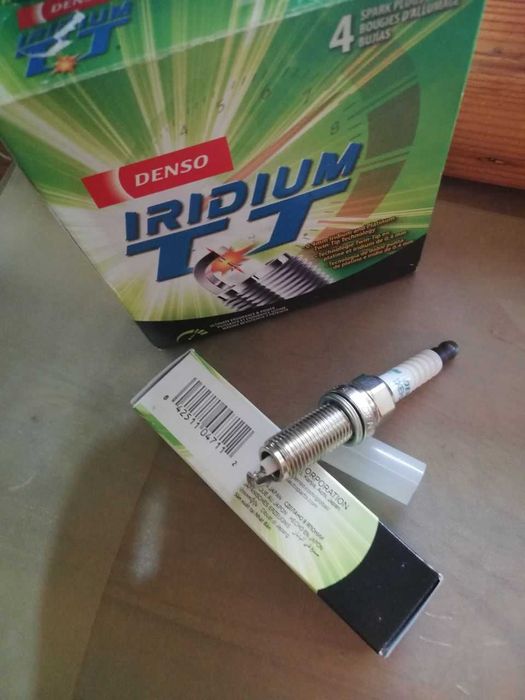 Акция! Комплект свечей зажигания Denso IXEH20TT (4711) Iridium TT