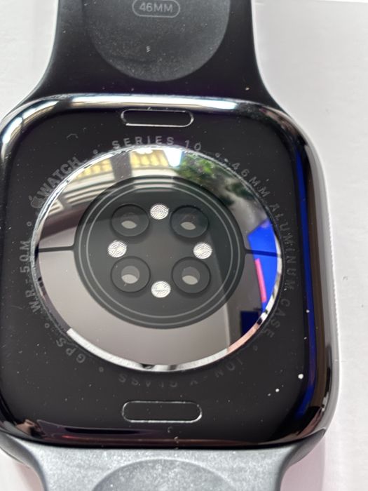 Apple Watch Series 10 46mm • 97% батерия • Гаранция до 09.2026