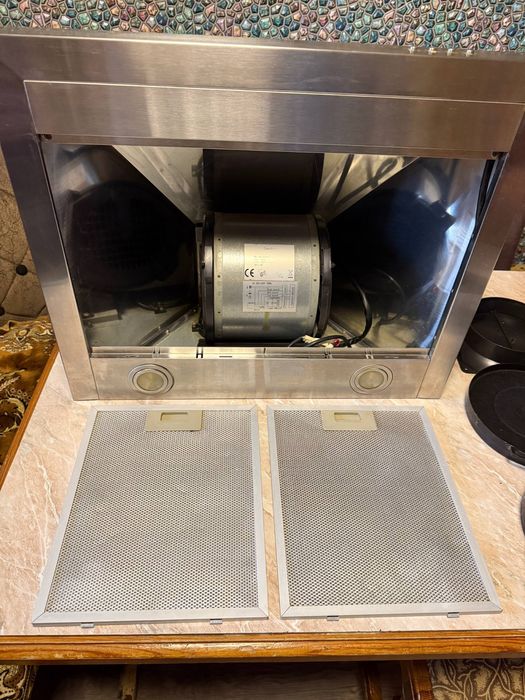 Кухонная вытяжка Goodwell 60 см (нержавейка) + угольные фильтры