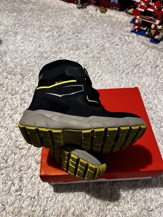 SUPERFIT WMS ghete copii marimea 34