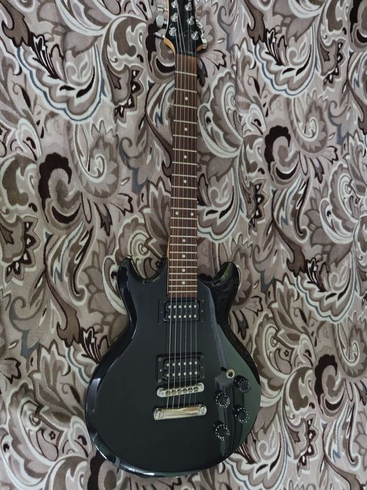 Электрогитара Ibanez