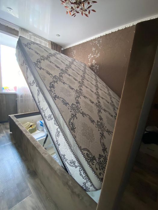 Продам кровать в отличном состоянии