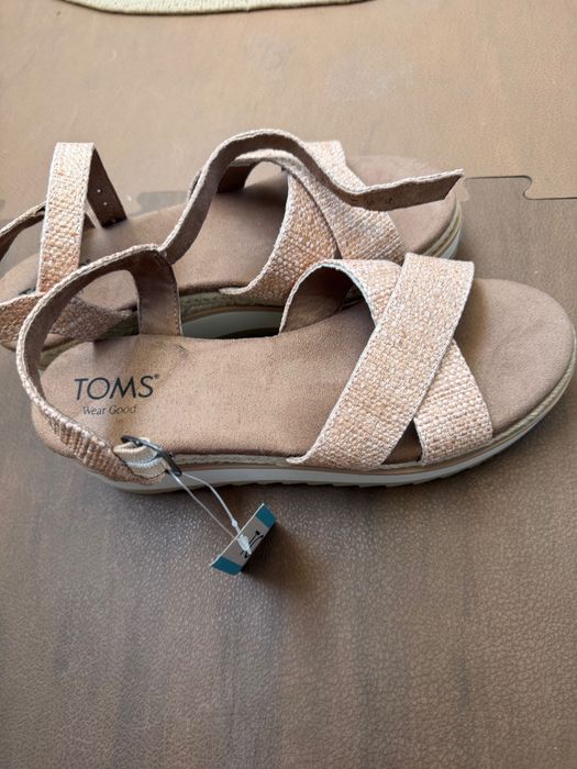 Сандали Toms размер 8/38